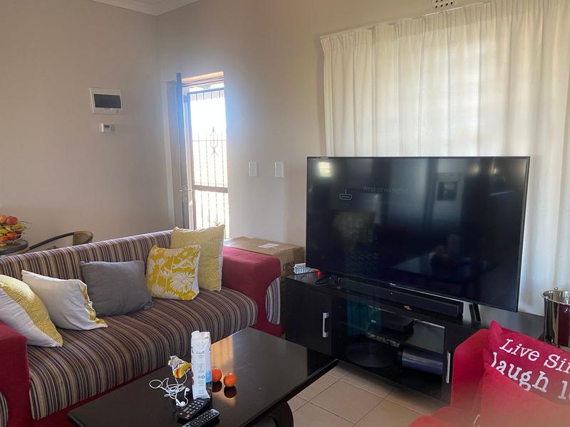 To Let 2 Bedroom Property for Rent in Parklands Western Cape